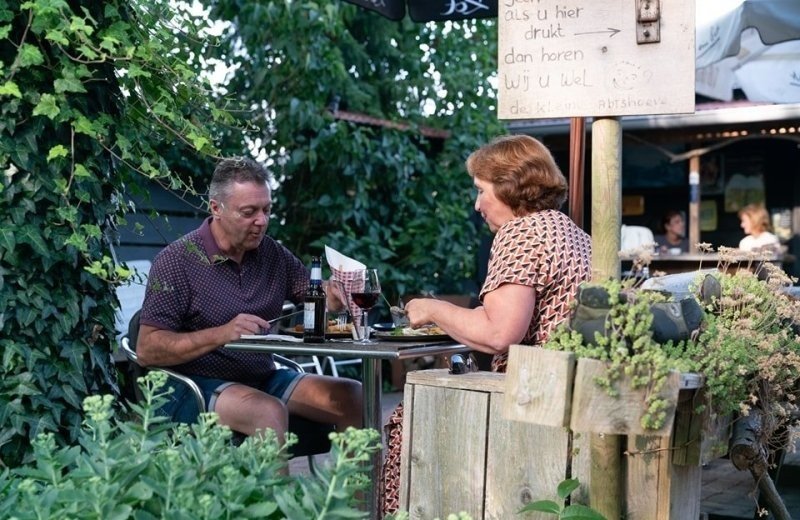 Kom heerlijk borrelen bij De Kleine Abtshoeve